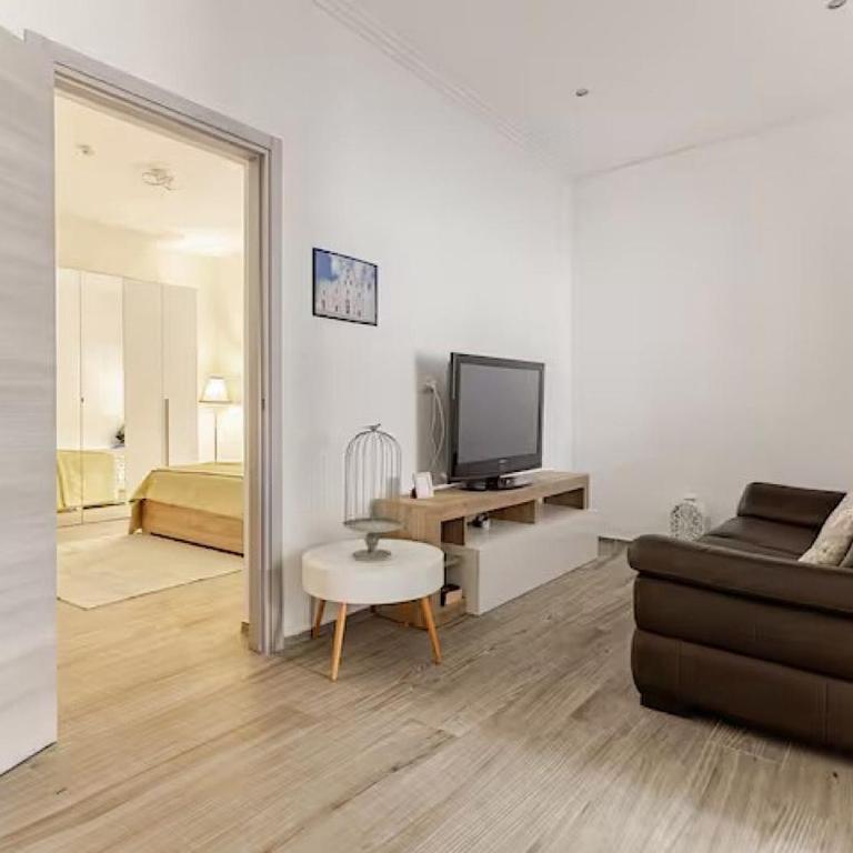 Appartamento Grappa 55 Bari - Appartamento con 2 Camere da Letto - 4