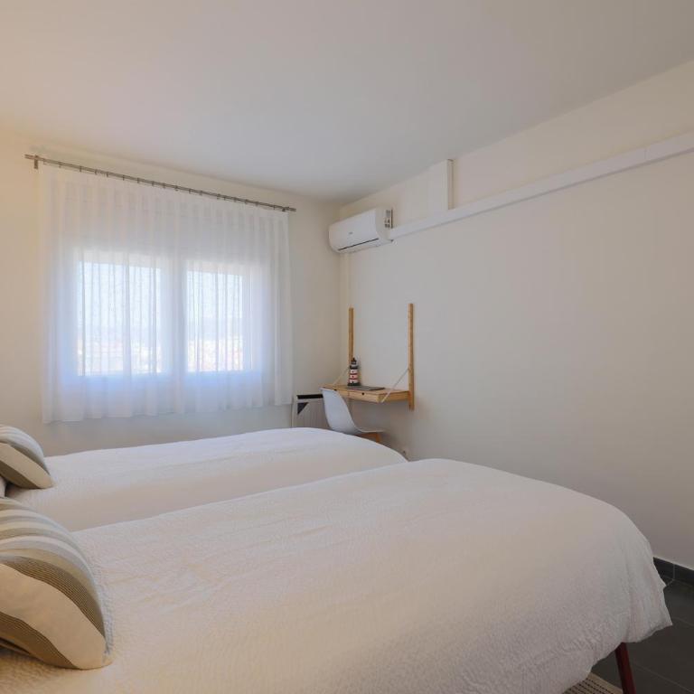 Seafront Views Apartment in Sant Antoni - Apartamento de 2 dormitorios - 22