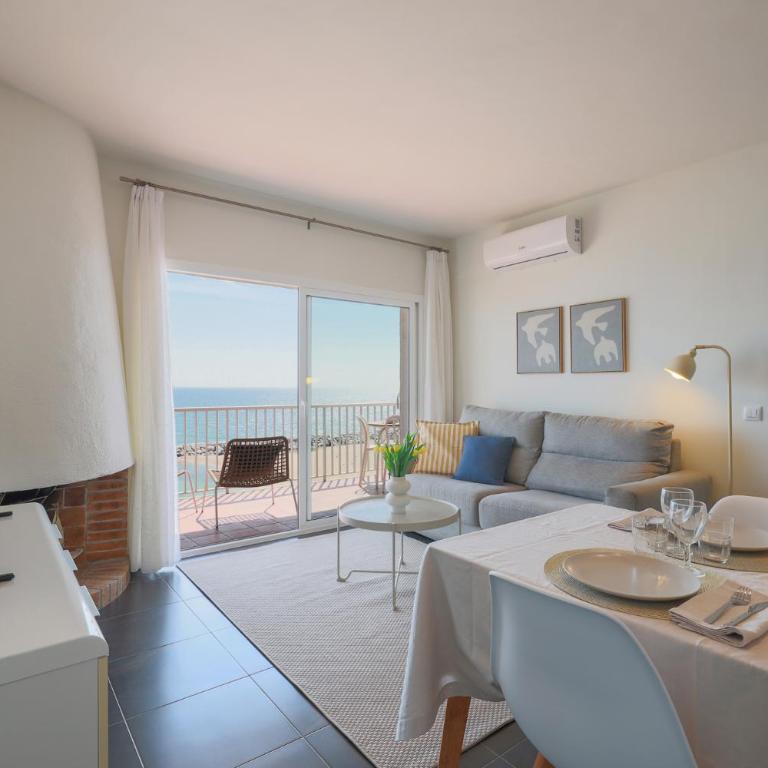 Seafront Views Apartment in Sant Antoni - Apartamento de 2 dormitorios - 7
