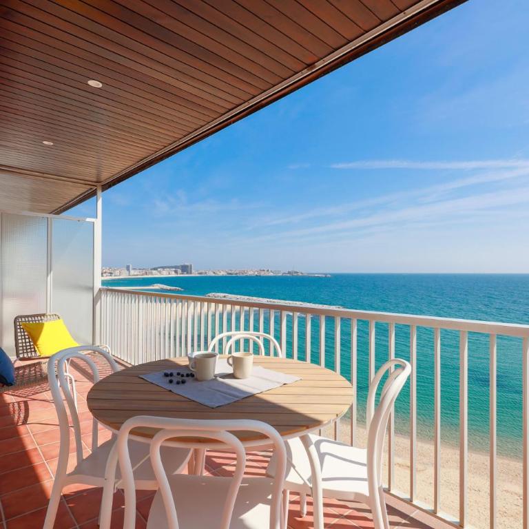 Seafront Views Apartment in Sant Antoni - Apartamento de 2 dormitorios - 24