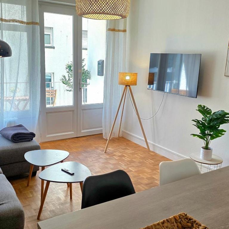 Le Repaire - Hyper centre, 3 ch, balcon et parking - Apartment mit 3 Schlafzimmern - 1