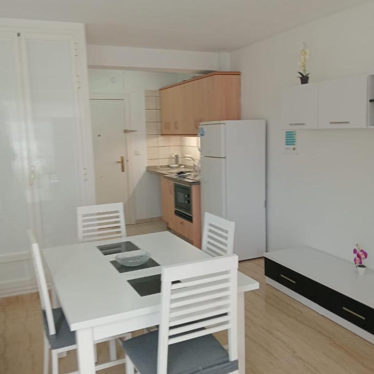 A&N Central Beach & Pool Studio Torre del Mar - Studio - 7