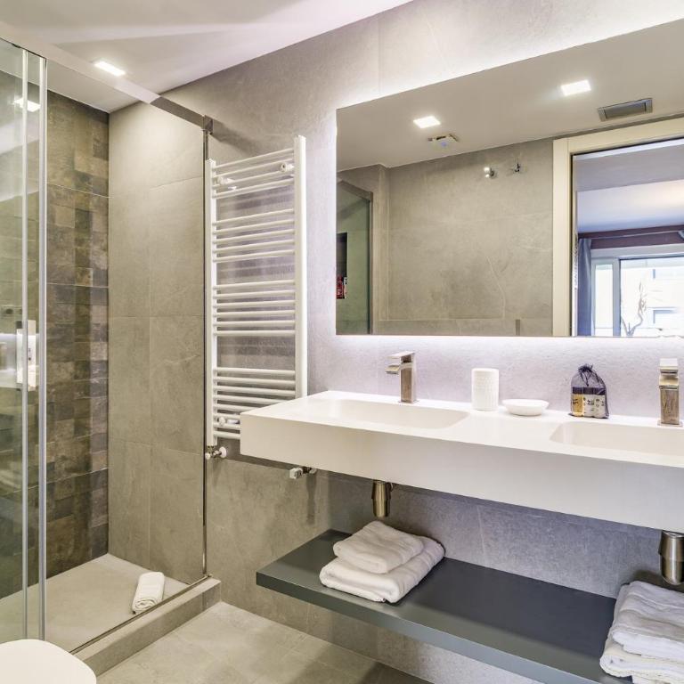 GuestReady - Sea view apartment with terrace - Three-Bedroom Apartment - 5