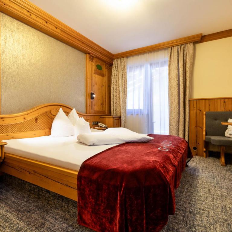 Hotel Alpenrose - Standard Doppelzimmer mit Balkon - 3