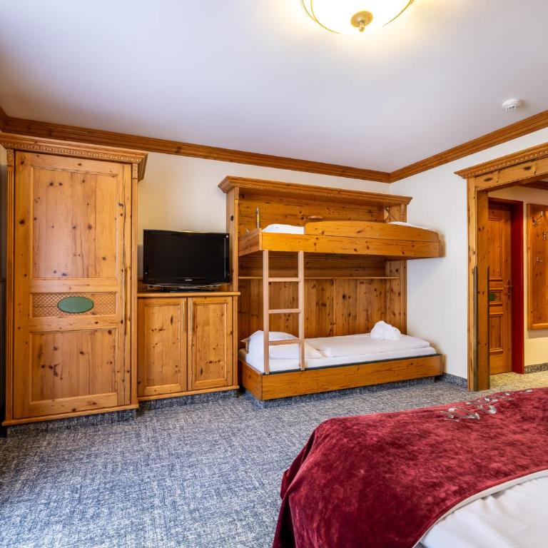 Hotel Alpenrose - Familienzimmer mit Balkon - 1
