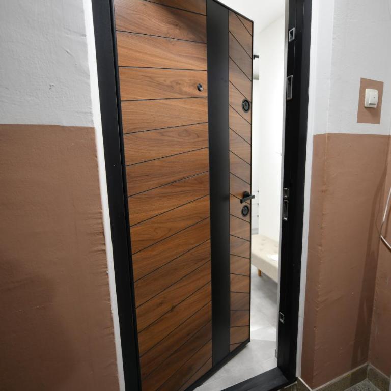 Bella Lux Residence - City Center - Two-Bedroom Apartment - 14