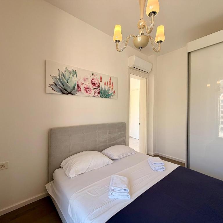 Luxury Horizon Penthouse Budva - Two-Bedroom Superior Apartment - 13