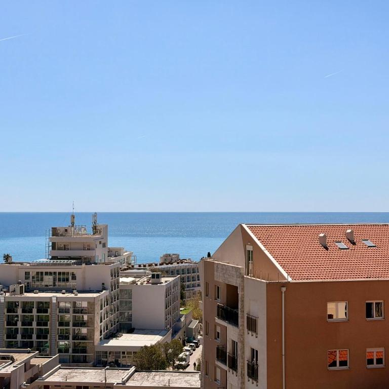 Luxury Horizon Penthouse Budva - Two-Bedroom Superior Apartment - 14