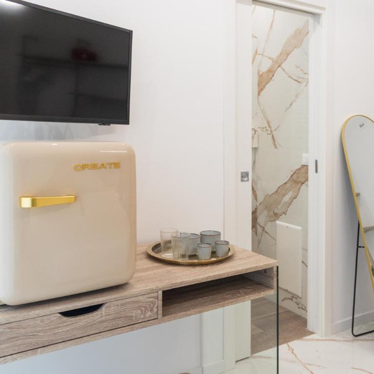 Modern Rooms - Camera Matrimoniale Deluxe - 7