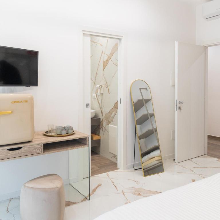 Modern Rooms - Camera Matrimoniale Deluxe - 11