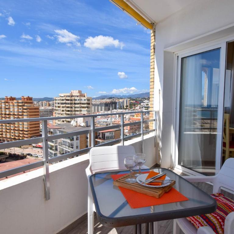 Ref 286 Apartamento en primera línea de playa con vistas al mar piscina y preciosa terraza soleada - Apartamento con vistas al mar - 2