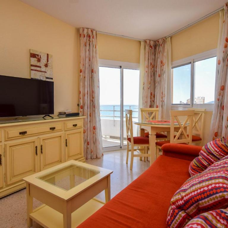 Ref 286 Apartamento en primera línea de playa con vistas al mar piscina y preciosa terraza soleada - Apartamento con vistas al mar - 3