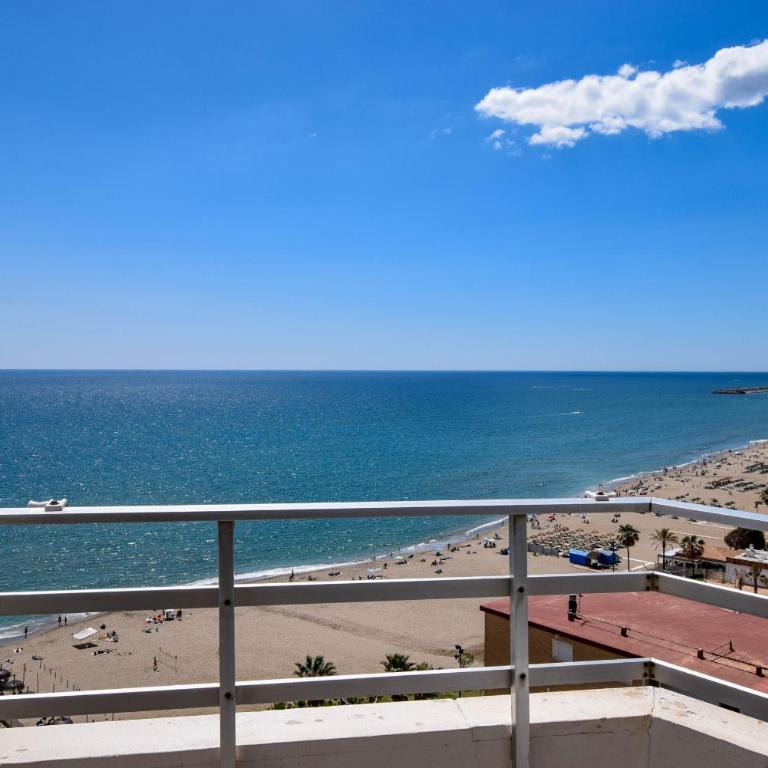 Ref 286 Apartamento en primera línea de playa con vistas al mar piscina y preciosa terraza soleada - Apartamento con vistas al mar - 11