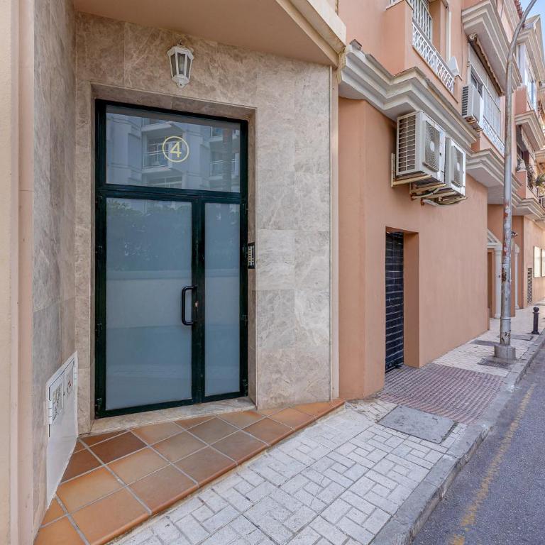 797 HOLIDAY RENTALS-El patio andaluz en la carihuela 1 min playa - Apartamento - 26