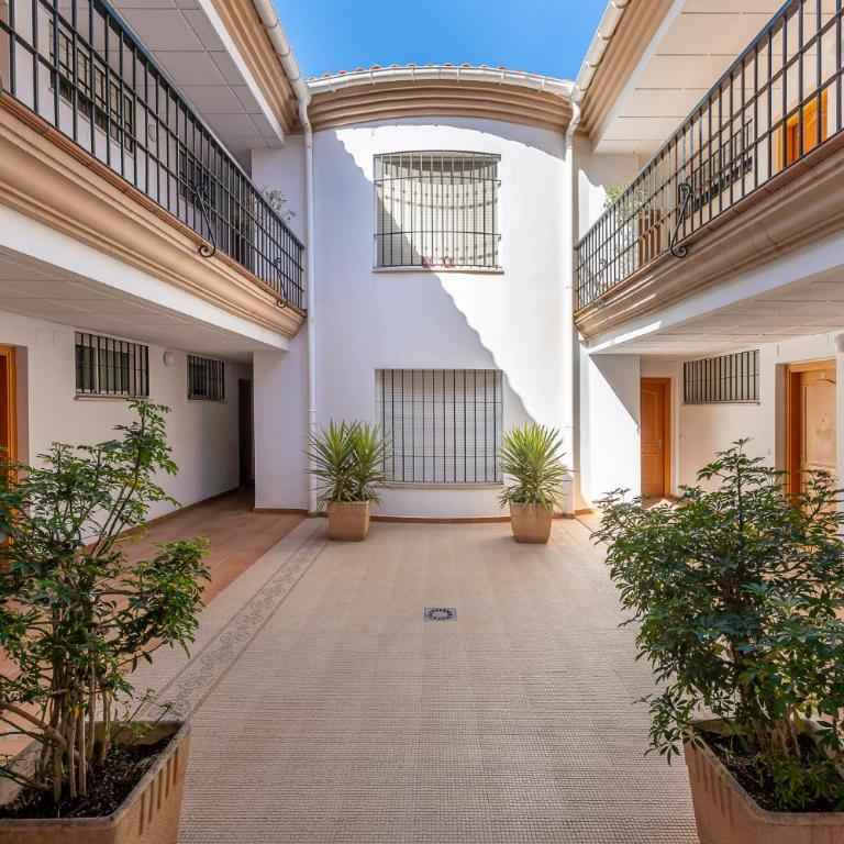 797 HOLIDAY RENTALS-El patio andaluz en la carihuela 1 min playa - Apartamento - 27