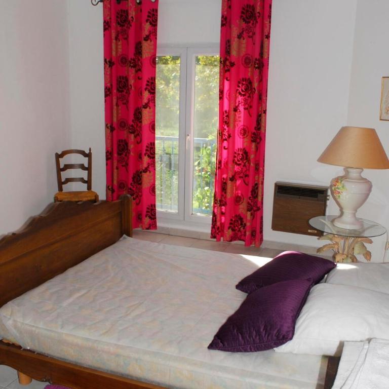 GITE LA GRUPI in Camargue - Three-Bedroom House - 6