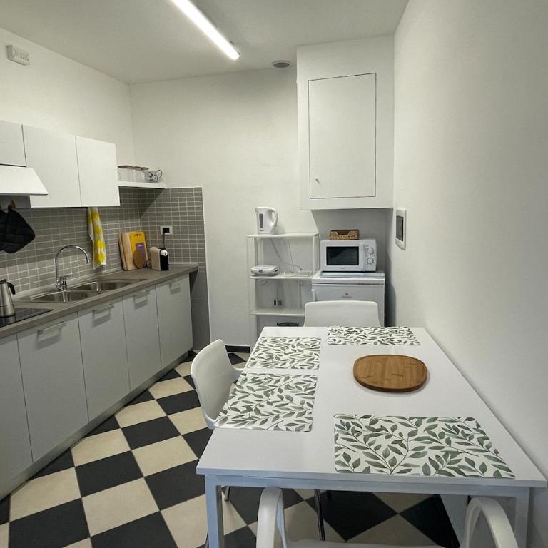 INEJA In the heart of Oneglia, within walking distance of the sea - Appartamento con 1 Camera da Letto - 5