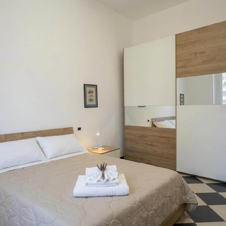 INEJA In the heart of Oneglia, within walking distance of the sea - Appartamento con 1 Camera da Letto - 9