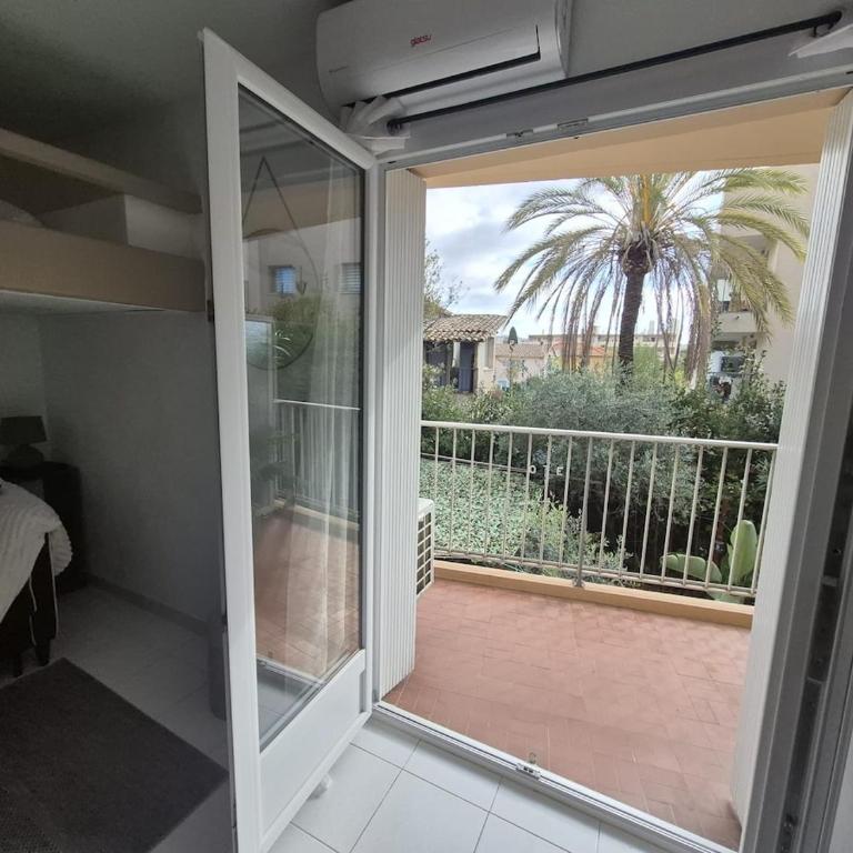 Appartement Golf Juan plage idéal couple avec 1 enfant - Appartement 1 Chambre - 3