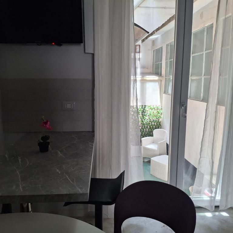 NICETA House - One-Bedroom House - 6