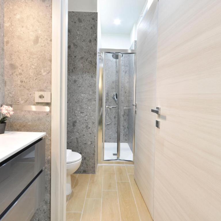 I-Host Como Luxury Apartment - Verde - Appartamento - 26