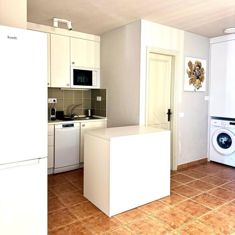 Luxury Pergola del Sol - One-Bedroom Apartment - 22