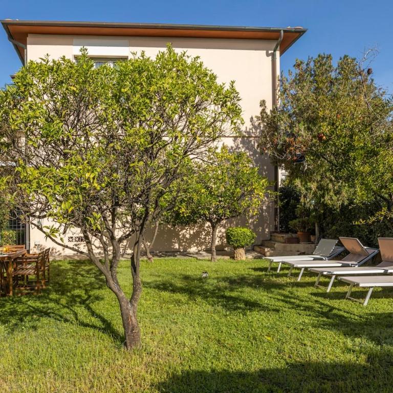 Casa Decano - mare e bel giardino - Appartamento con 2 Camere da Letto - 2