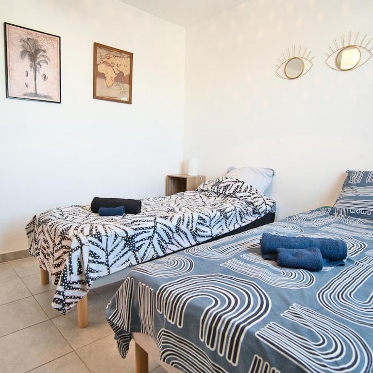 House with Pool in Uzès - Exotic Garden - Villa - 24