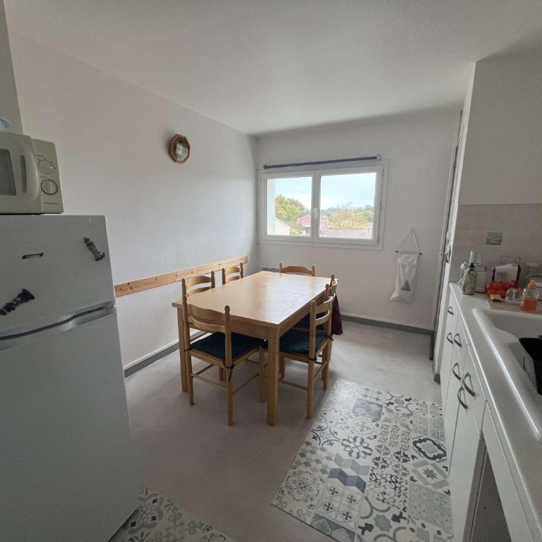 Biscarrosse Bourg dans résidence avec piscine - Apartment mit 2 Schlafzimmern und Balkon - 3