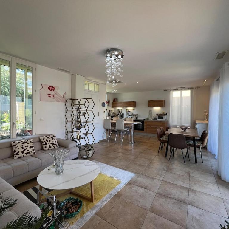 Peaceful Villa Walk to Antibes Beaches - Villa mit 2 Schlafzimmern - 6