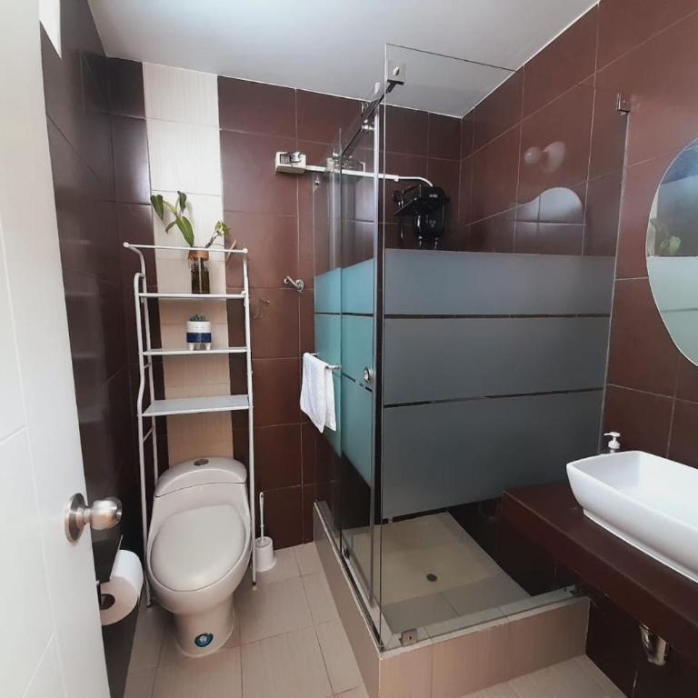 HOSPEDAJE TURISTICO CHORRILLOS Sueños de Luna INN - Habitación Doble con baño privado - 4