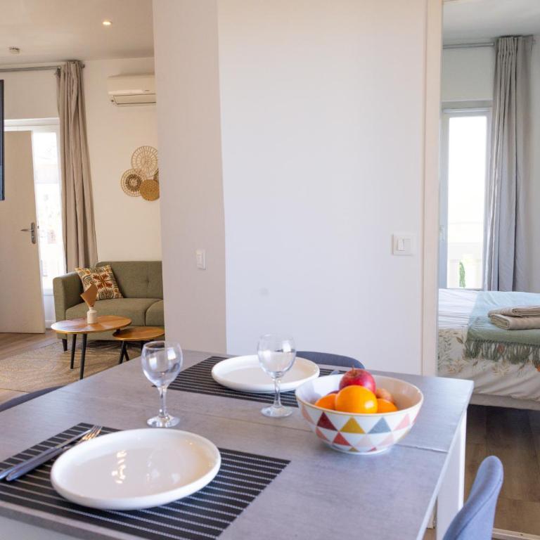 Les suites du pont Joffre - One-Bedroom Apartment with Terrace - 11