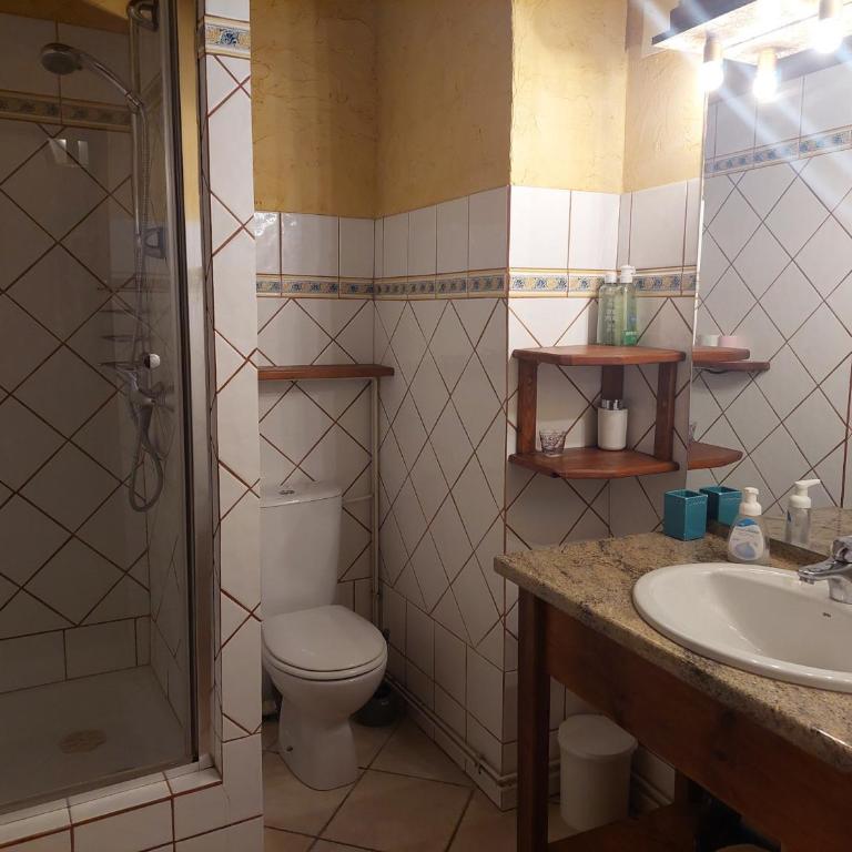 Chalet spacieux et équipé, 8 pers, à 300m des pistes, Serre Chevalier-Le Bez - FR-1-762-23 - Appartement - 11