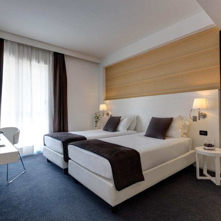 iH Hotels Roma Z3 - Camera Tripla - 2