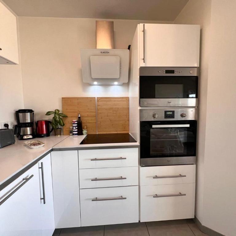 Le jardin d'Allori-Joli appartement T2 avec grande terrasse et parking proche centre ville Aix - Apartment mit 1 Schlafzimmer - 6