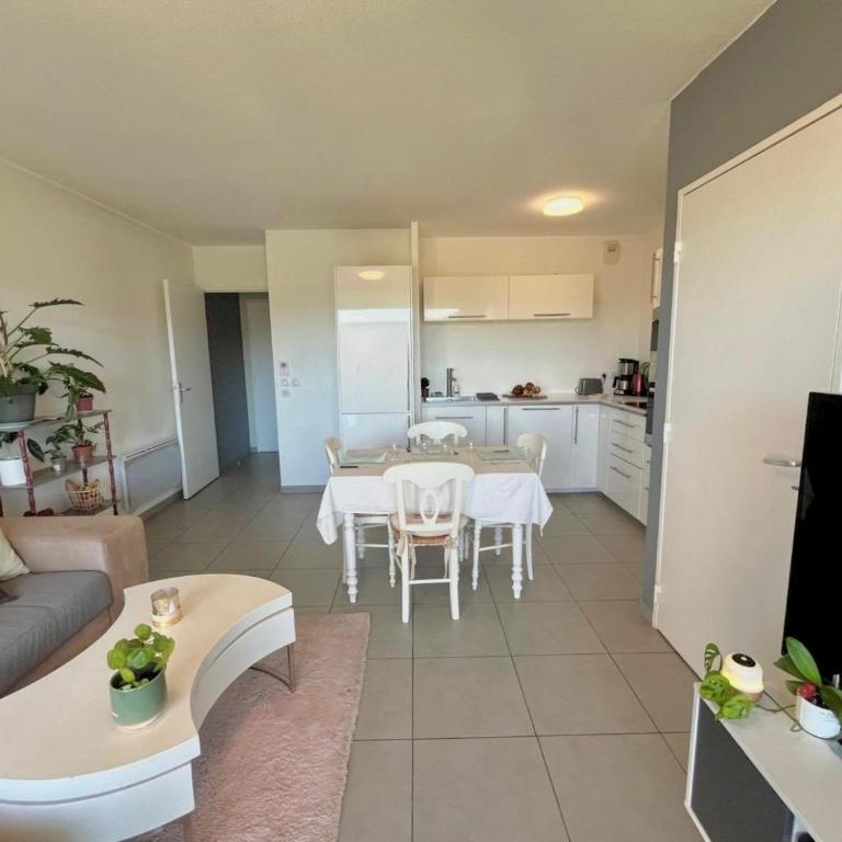 Le jardin d'Allori-Joli appartement T2 avec grande terrasse et parking proche centre ville Aix - Apartment mit 1 Schlafzimmer - 5