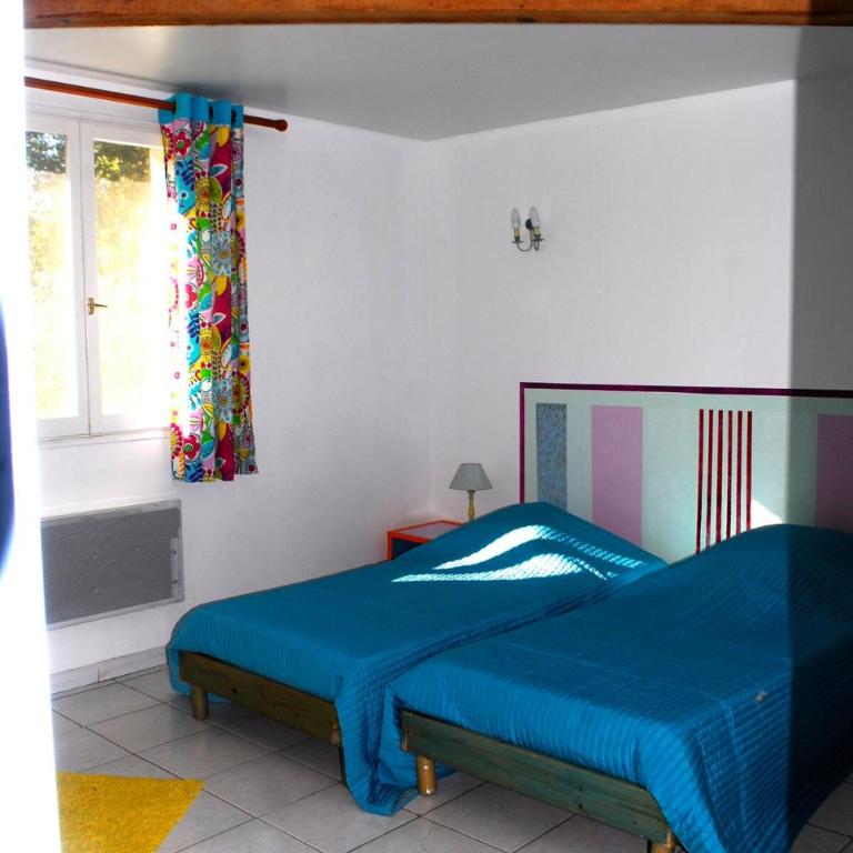 La FENIERE, Gite du Mas de la Vigne in Camargue - Three-Bedroom House - 3