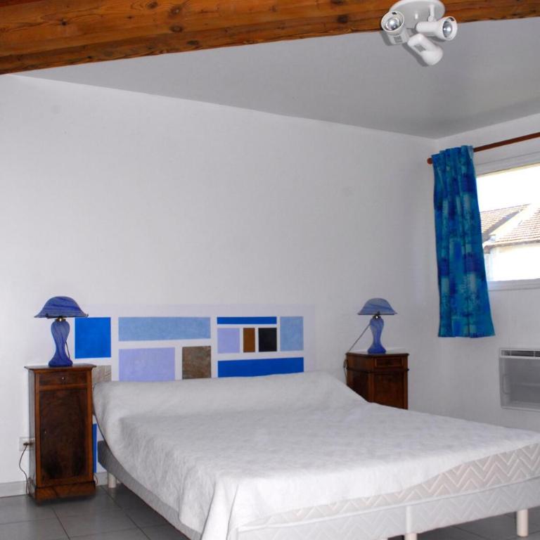 La FENIERE, Gite du Mas de la Vigne in Camargue - Three-Bedroom House - 7