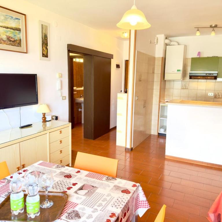 Lake view, 2-Room Apartment with Garden - Appartamento con 2 Camere da Letto - 8