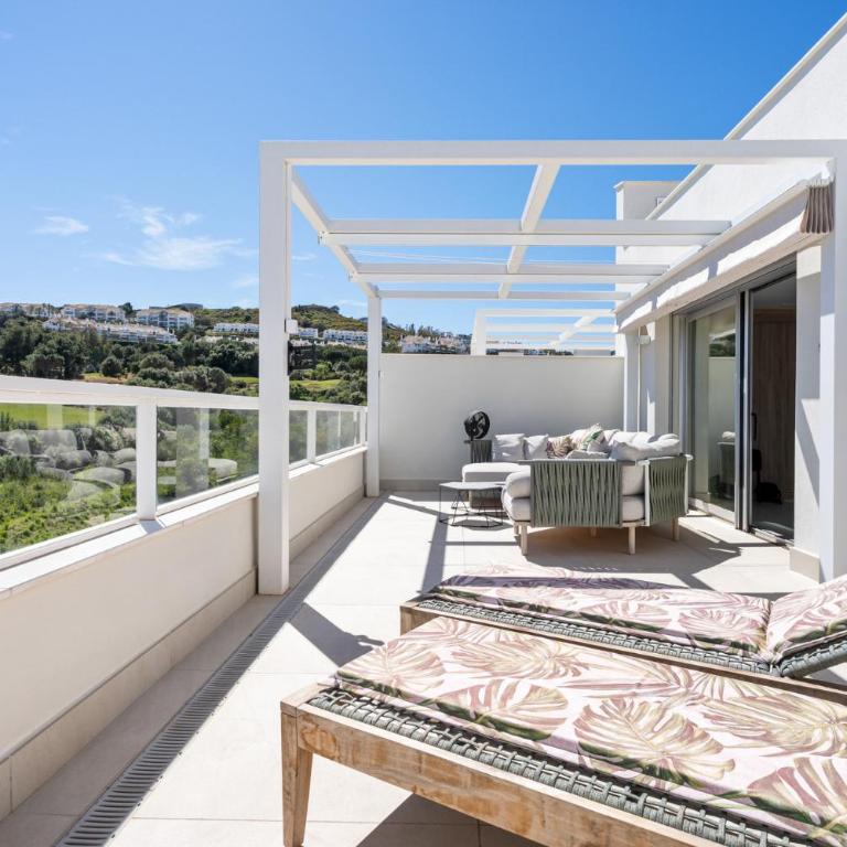 ViVi Homes - The Don - Terrace - Views - Pool - Apartamento de 2 dormitorios con vistas - 8