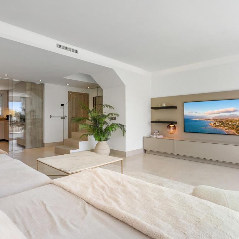 ViVi Homes - The Don - Terrace - Views - Pool - Apartamento de 2 dormitorios con vistas - 11