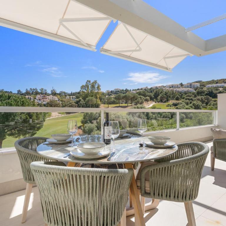 ViVi Homes - The Don - Terrace - Views - Pool - Apartamento de 2 dormitorios con vistas - 24