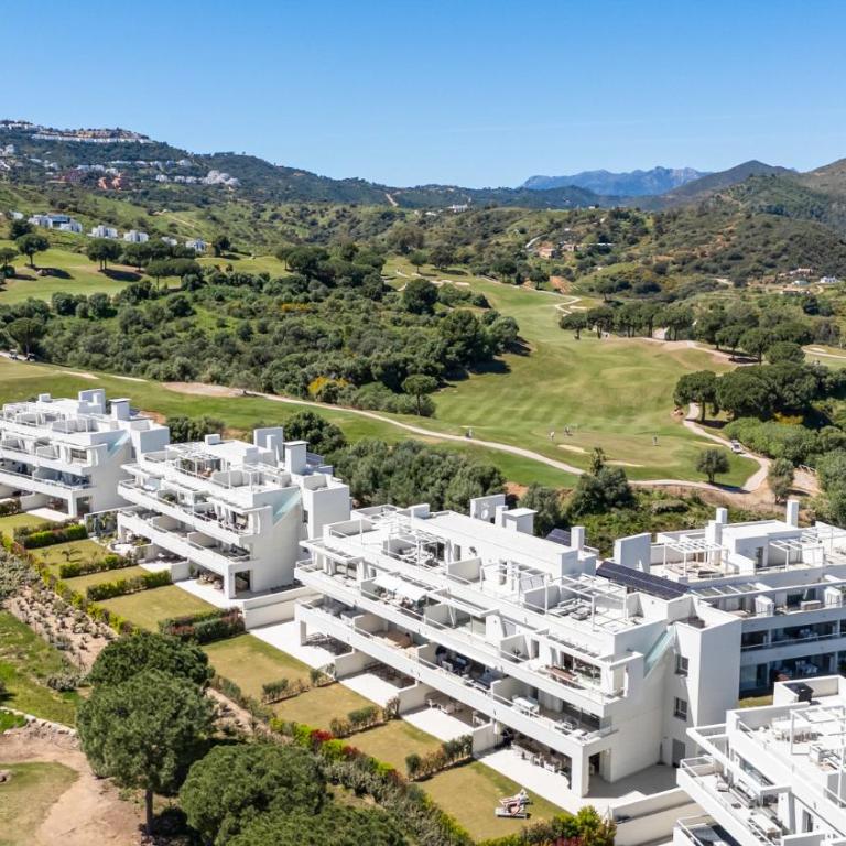 ViVi Homes - The Don - Terrace - Views - Pool - Apartamento de 2 dormitorios con vistas - 31