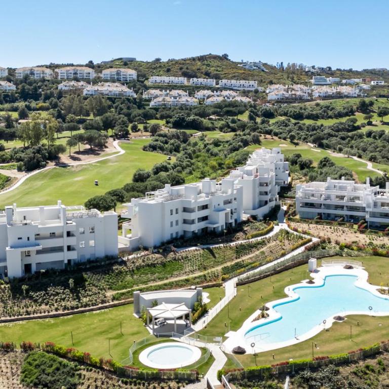 ViVi Homes - The Don - Terrace - Views - Pool - Apartamento de 2 dormitorios con vistas - 35