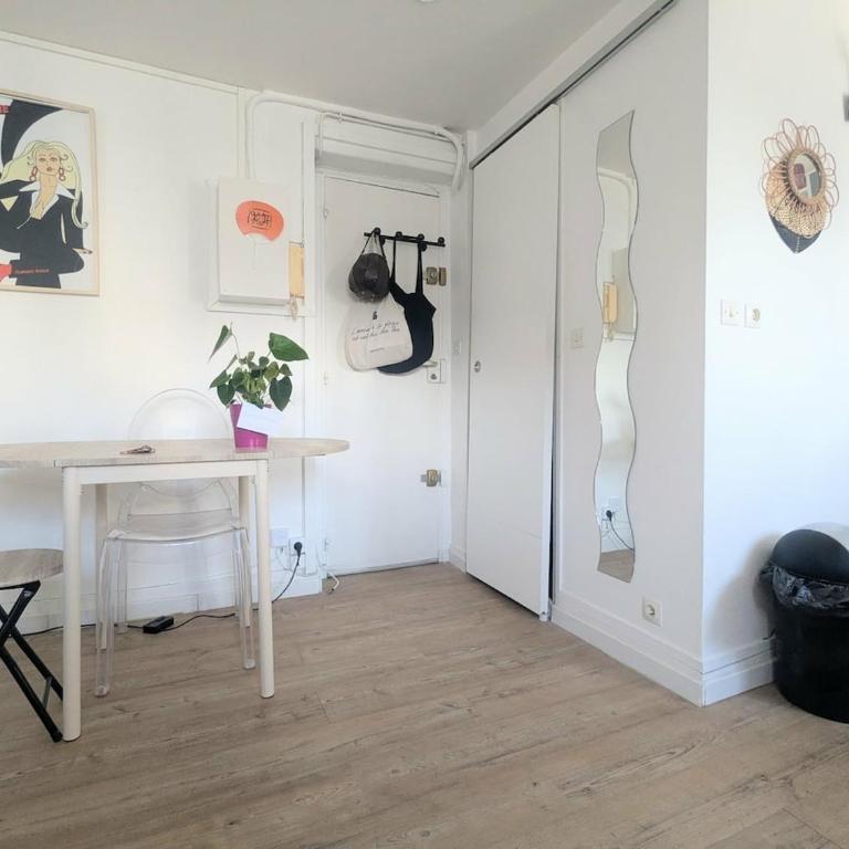 Studio charmant centre Paris - République - Appartement 1 Chambre - 3