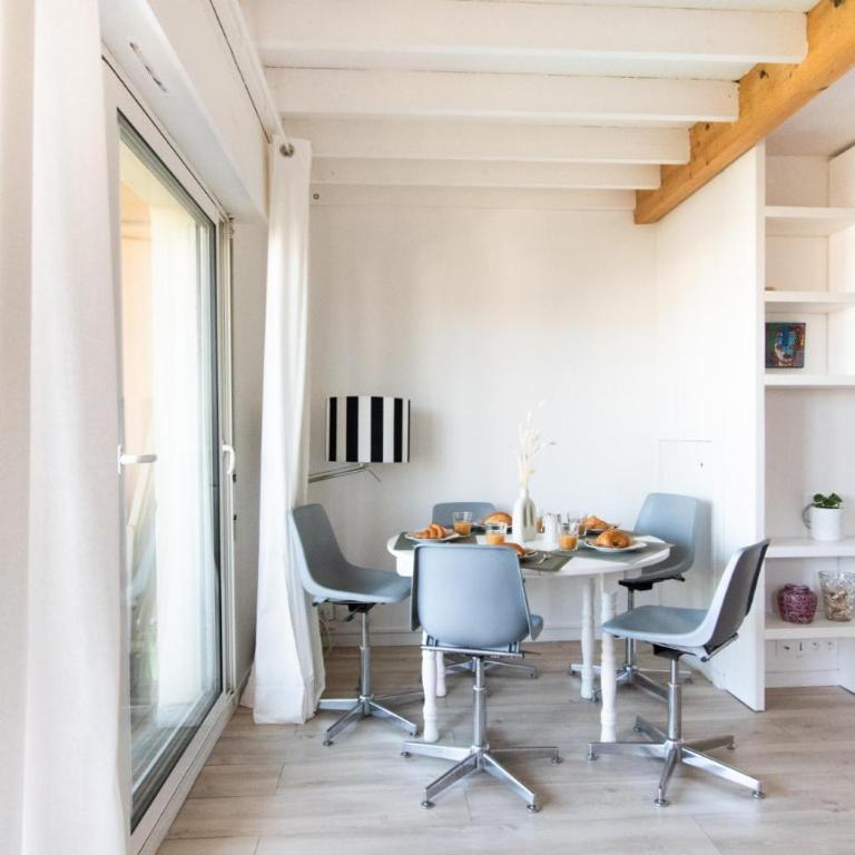 Le Miramar - Duplex lumineux à 300m de la plage - Two-Bedroom Apartment - 11
