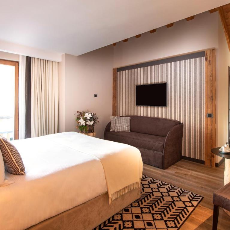 Le Massif Hotel & Lodge Courmayeur - The Leading Hotels of the World - Junior Suite (2 Adulti + 1 Bambino) - 2
