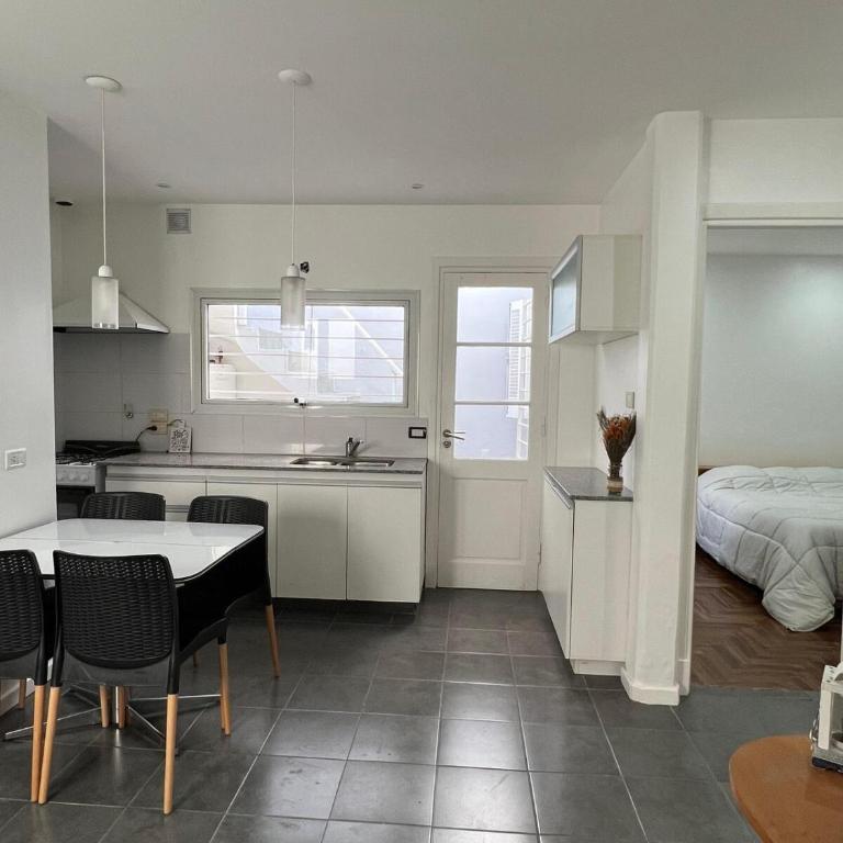PH with terrace and grill near downtown and beach - Apartamento de 2 dormitorios - 4