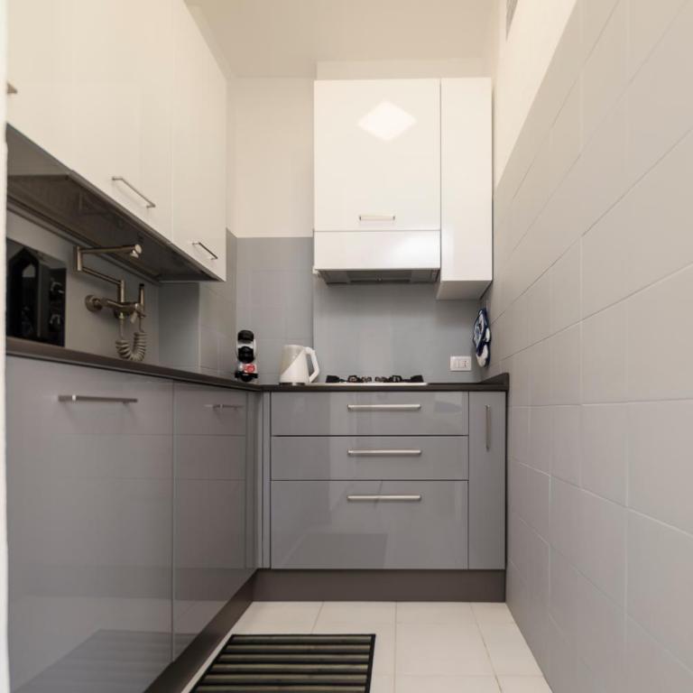 MMHS Alghero Casa BS7 6PX 2BR wi-fi - Two-Bedroom Apartment with Balcony - 9