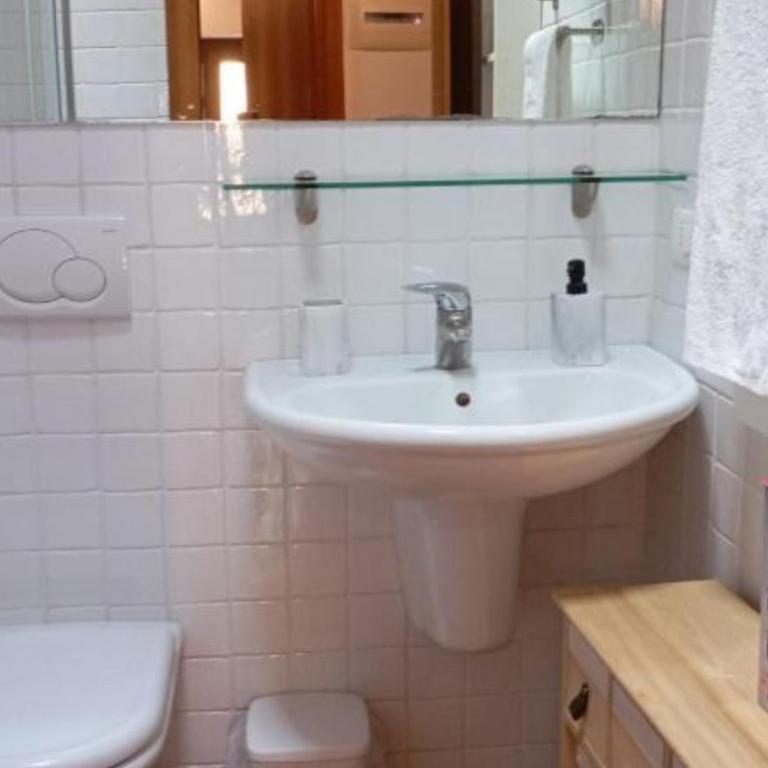 La Finestra Sul Civico Cinque - Two-Bedroom Apartment - 21